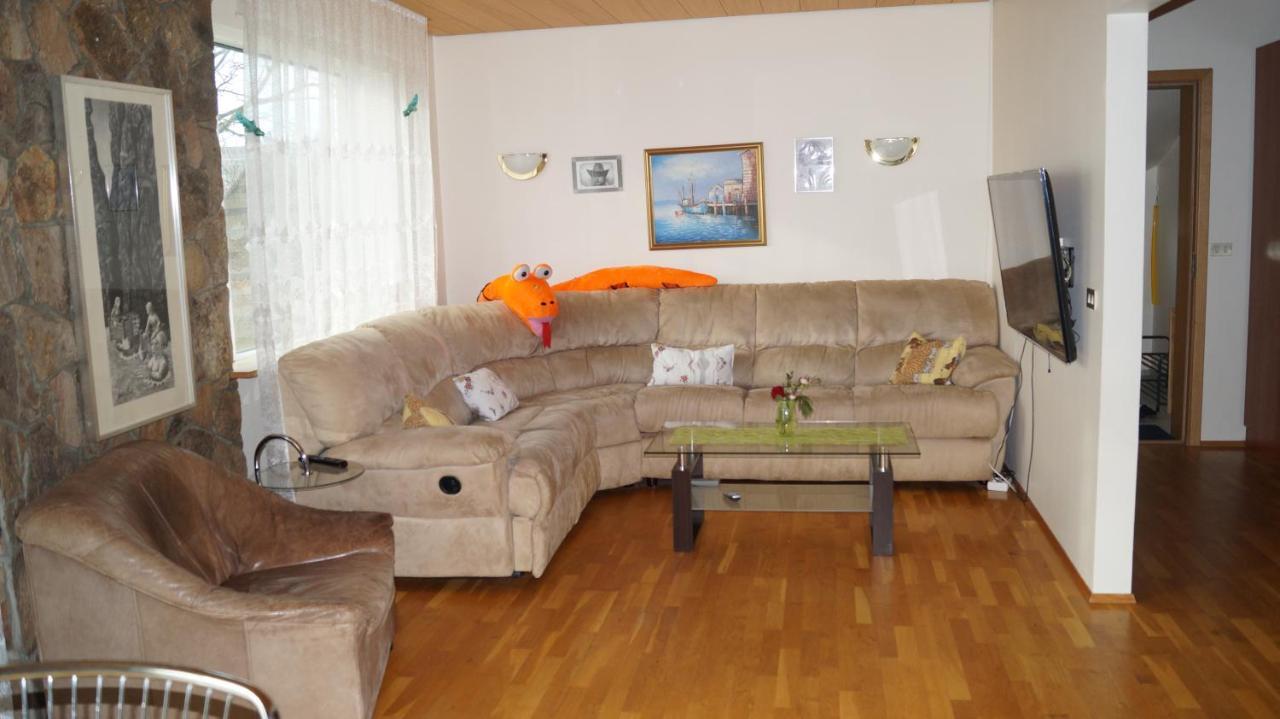 Twin Room With Shared Bathroom Njarthvik Екстер'єр фото