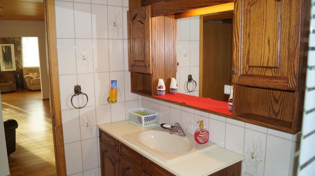 Twin Room With Shared Bathroom Njarthvik Екстер'єр фото