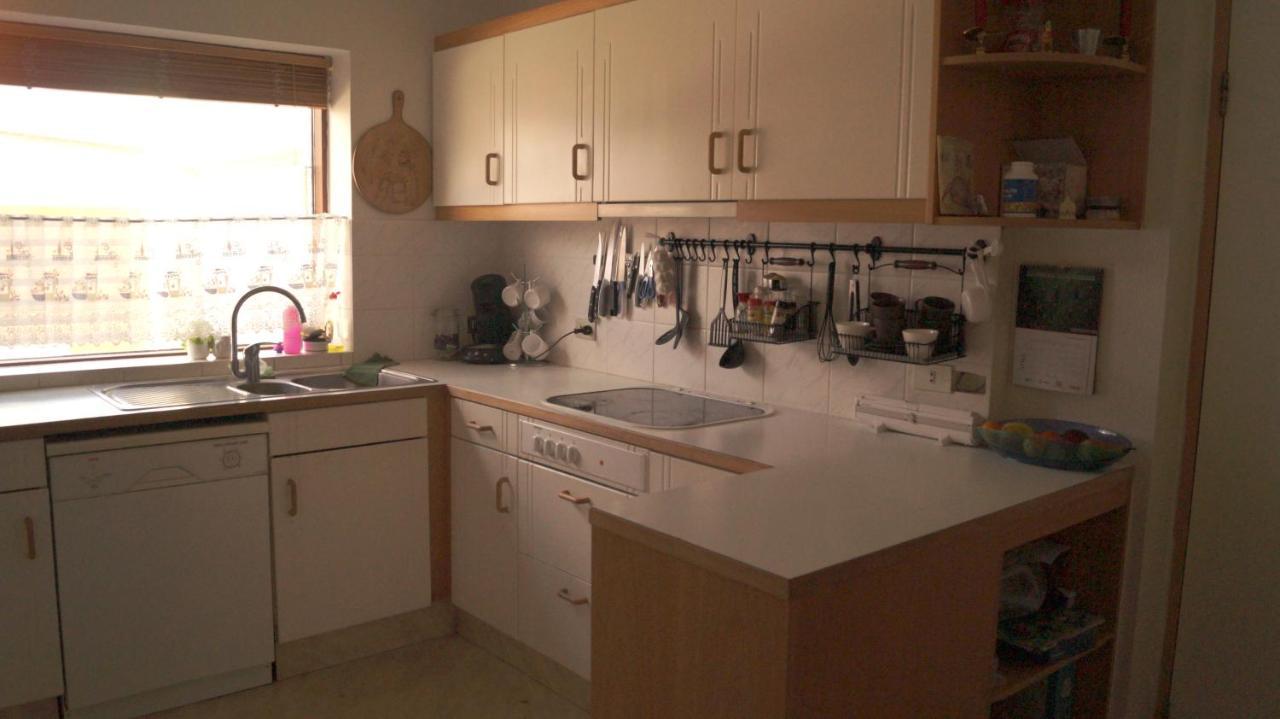 Twin Room With Shared Bathroom Njarthvik Екстер'єр фото