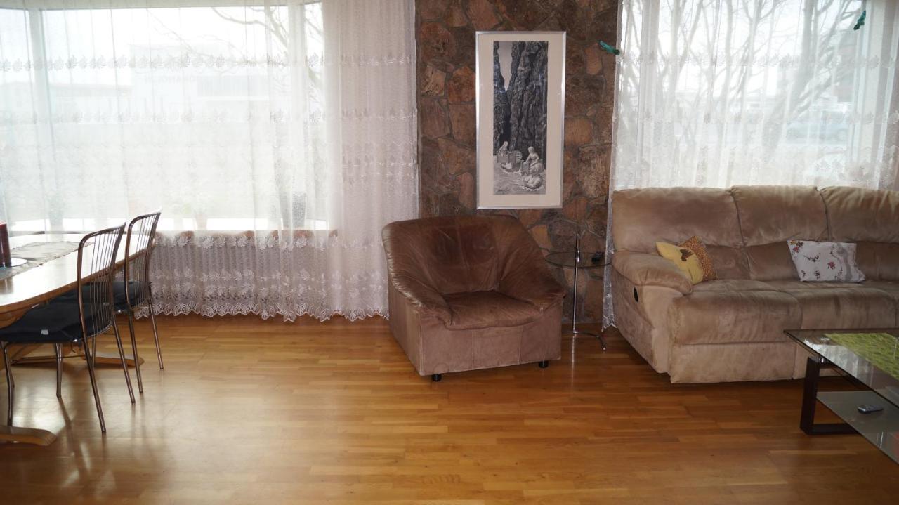 Twin Room With Shared Bathroom Njarthvik Екстер'єр фото